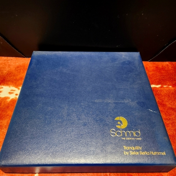 Tranquility by Sister Berta Hummel - Picture 4 of 4